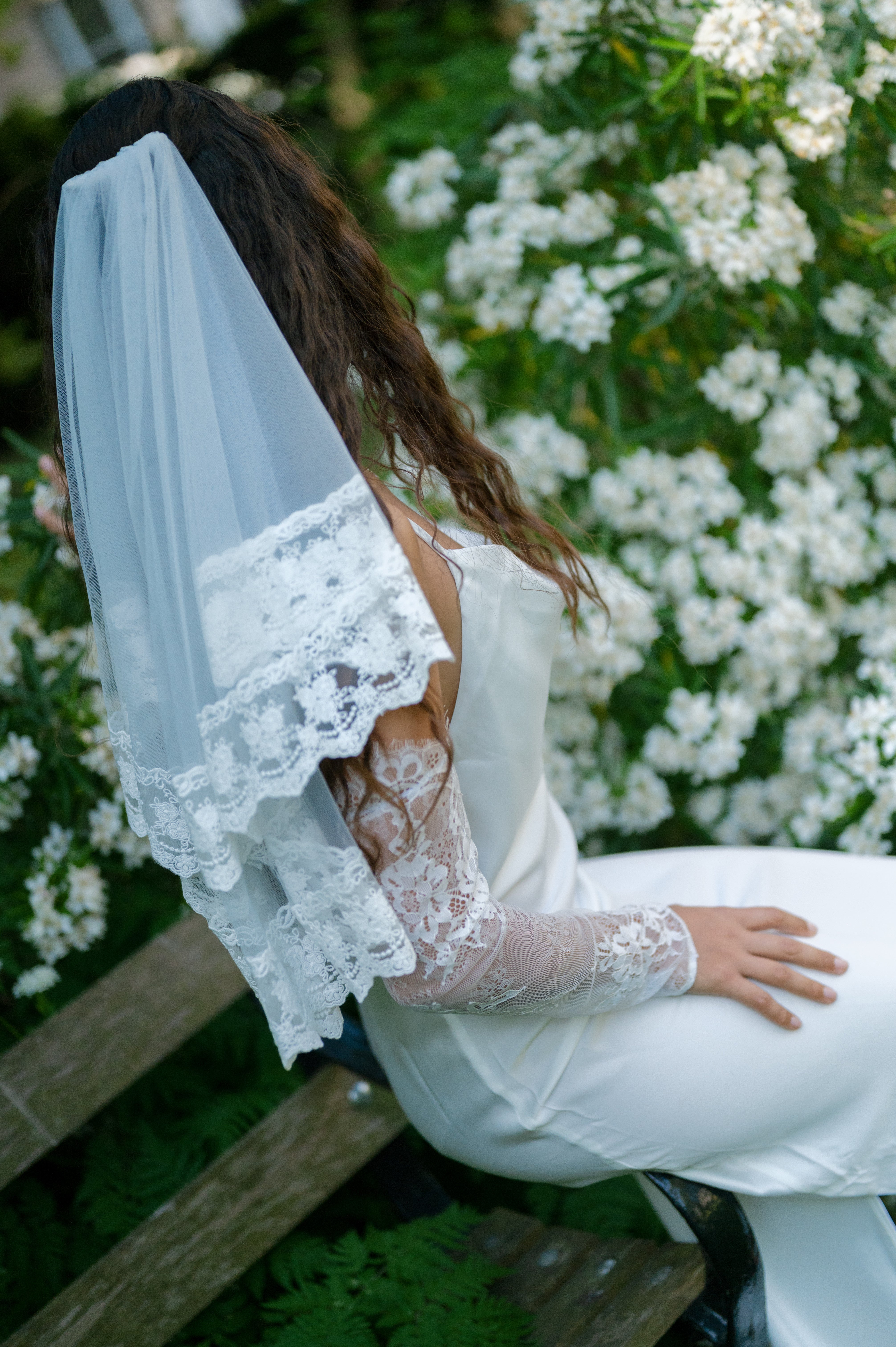 Mini Lace Trim Veil – Gigi & Olive