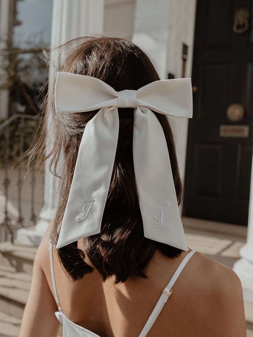 Classic Bridal Silk Bow – Gigi & Olive