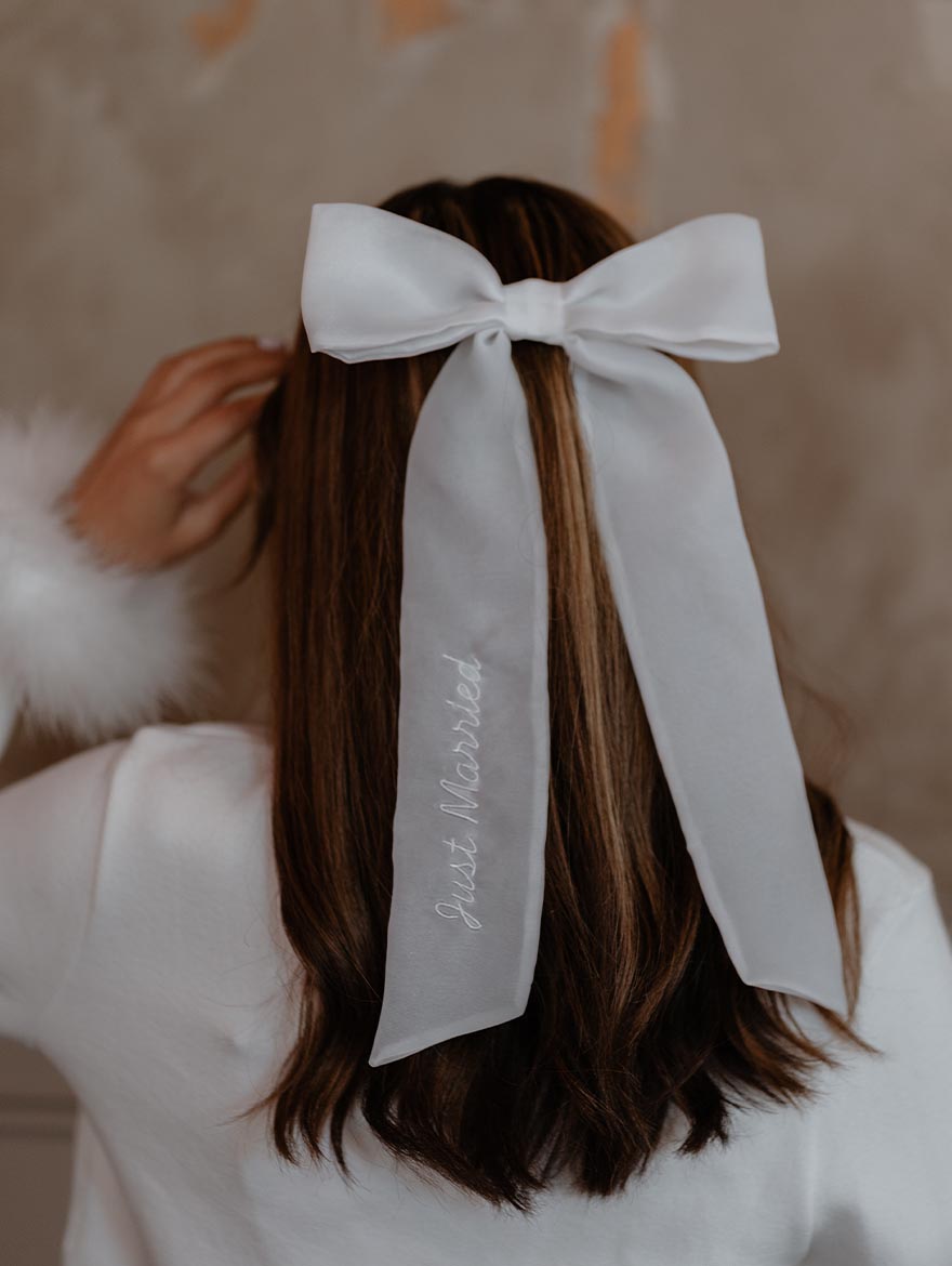 Personalised Organza White Hair Bow – Gigi & Olive