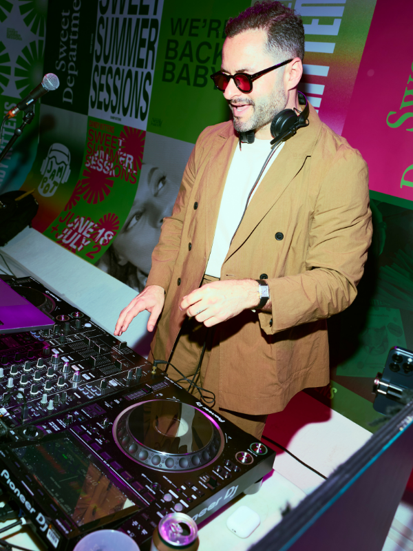 Why the Best Wedding Music Doesn't Start With a Playlist