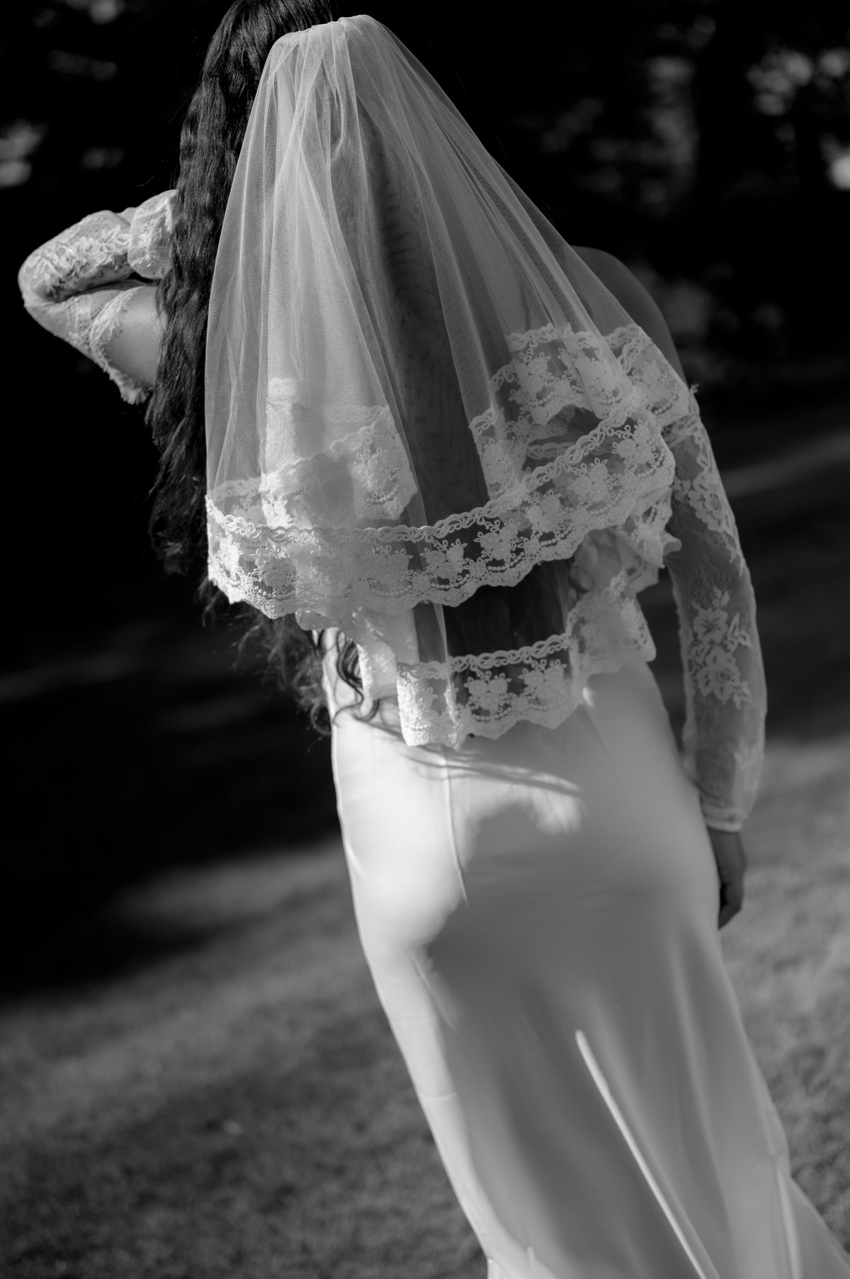 Mini Lace Trim Veil