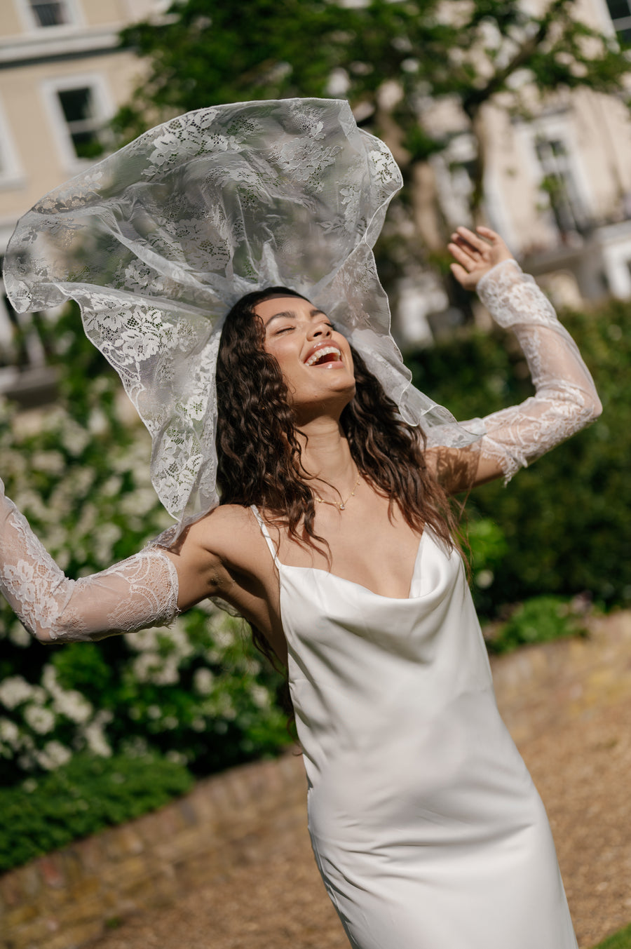 Lucia Lace Veil