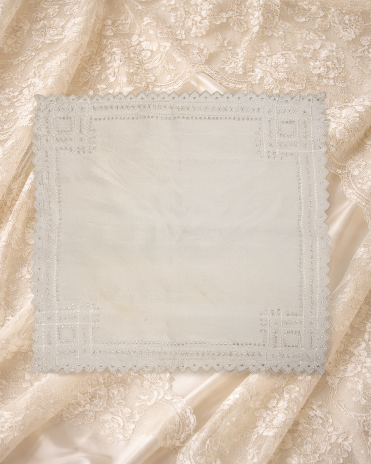 Vintage Art Deco Era Handkerchief 1905–1915