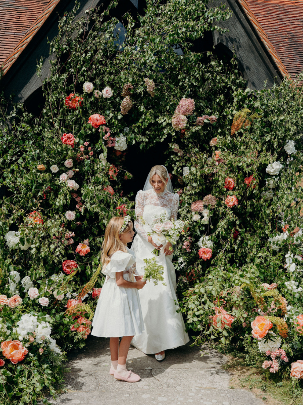 Image Credit: Wizz & Wild - The Language of Flowers: A Guide to Getting It Right
