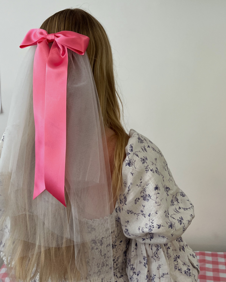 Barbie Pink Ribbon Bow Veil – Gigi & Olive