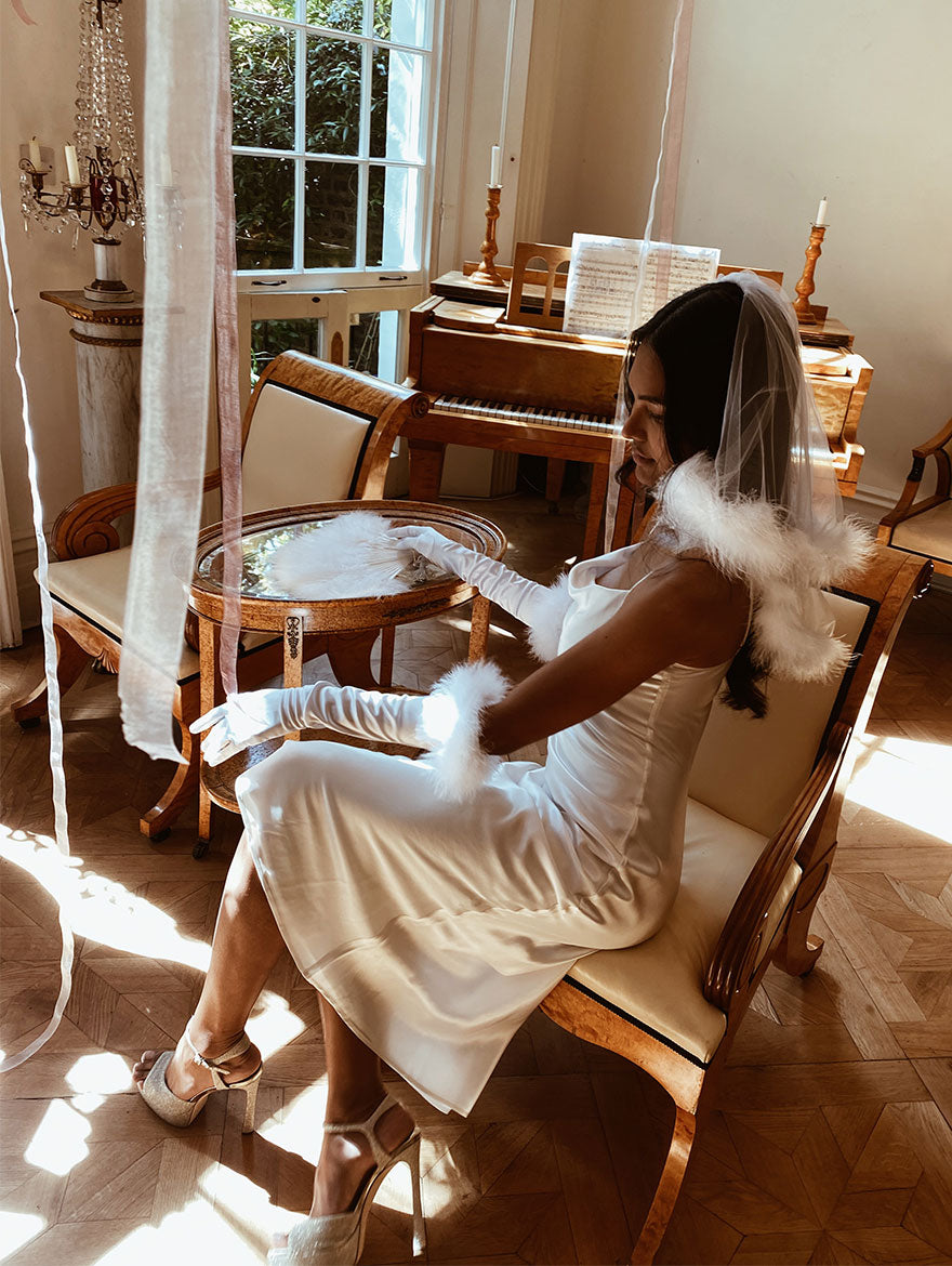 Feather Trim Veil