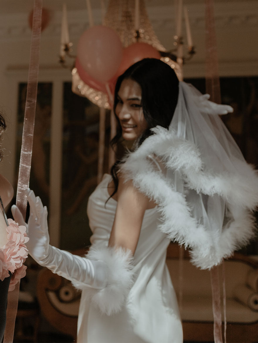 Feather Trim Veil