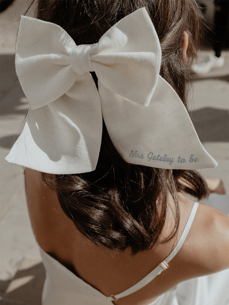 Marie Linen Bow